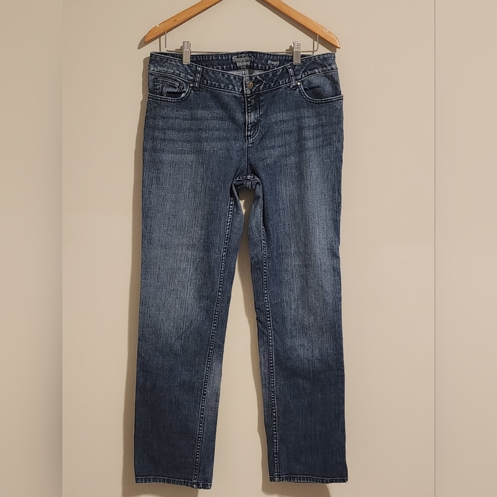 Simply Vera Straight Leg Jeans